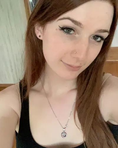 Capucine, 25 ans, rencontre à Falicon