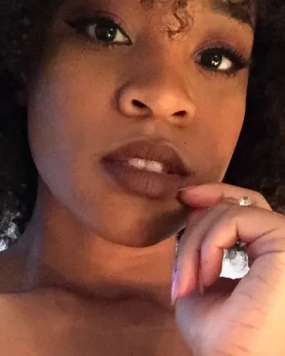 Maëva, 22 ans, rencontre à Grand-Santi