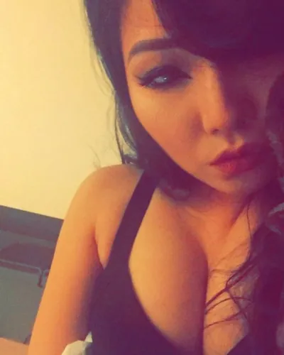 Lina, 21 ans, rencontre à Divonne-les-Bains