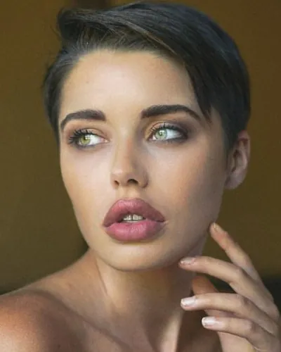 Héloïse, 18 ans, rencontre à La Colle-sur-Loup