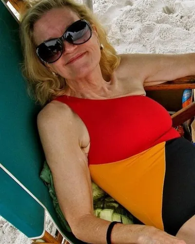 Sylvie, 54 ans, rencontre à Saône