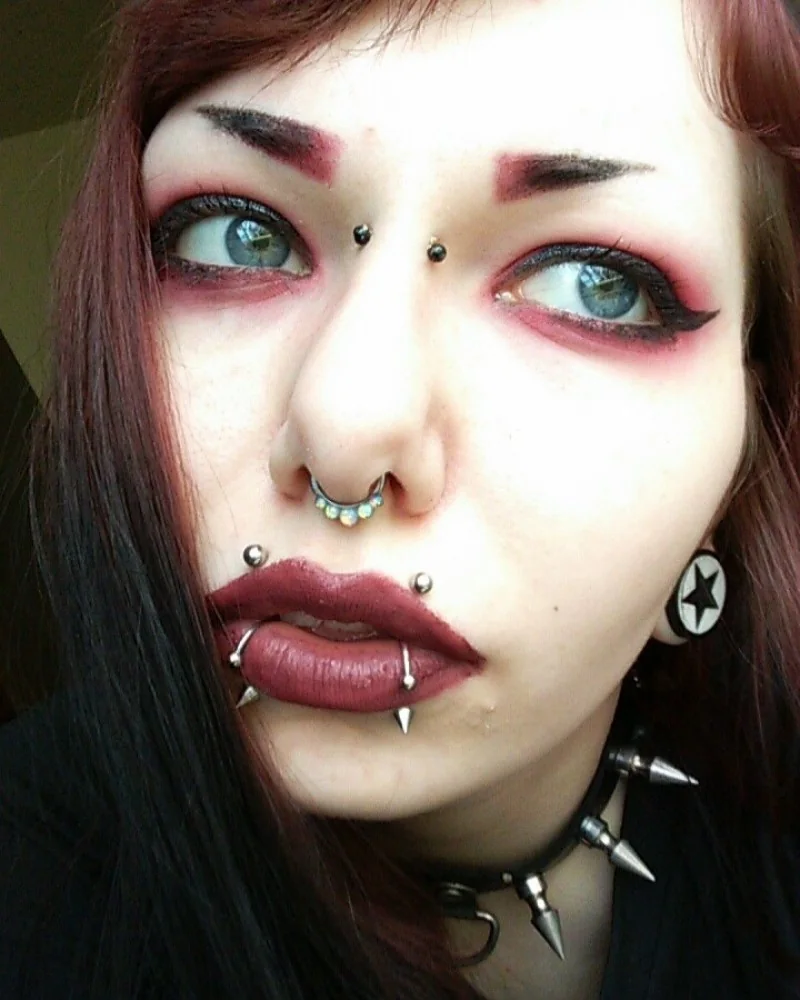 Angélique, 41 ans, rencontre à Grenoble